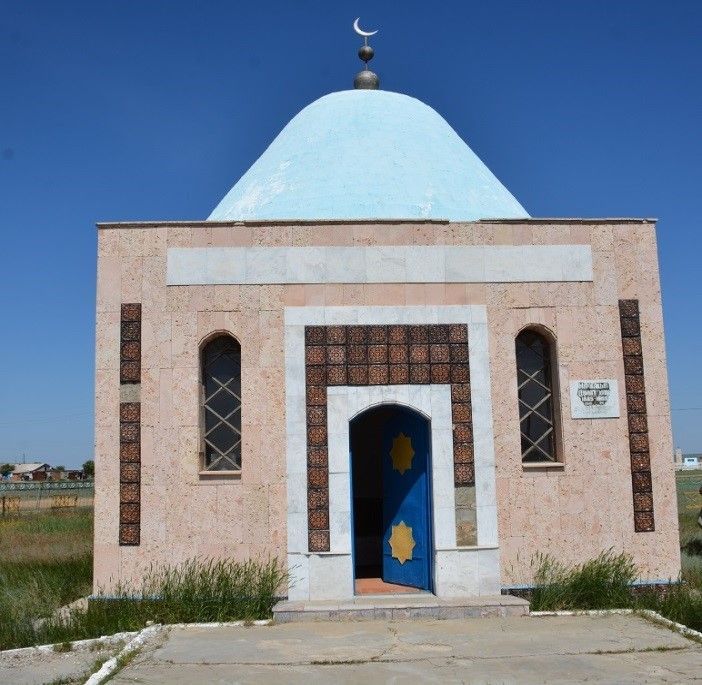Міржақып Дулатов кесенесі