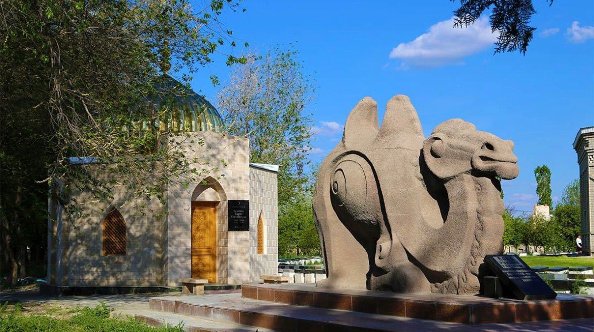 Қарабура кесенесі