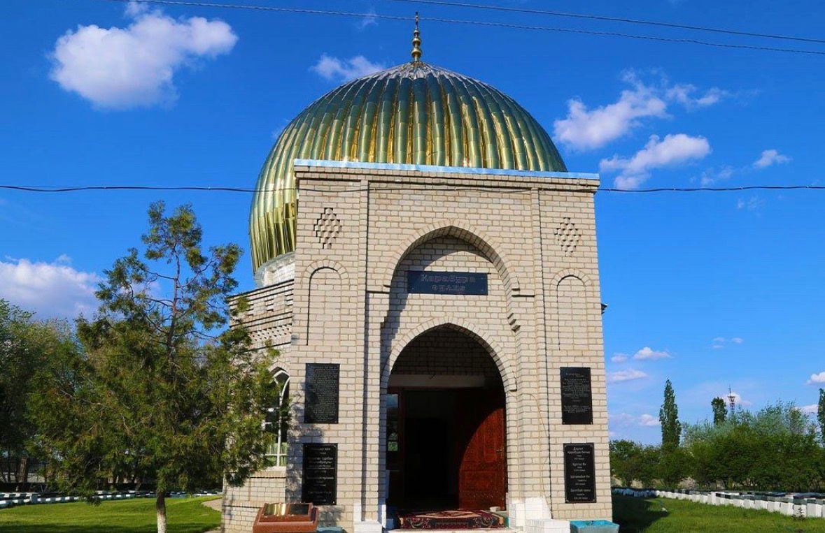 Қарабура кесенесі