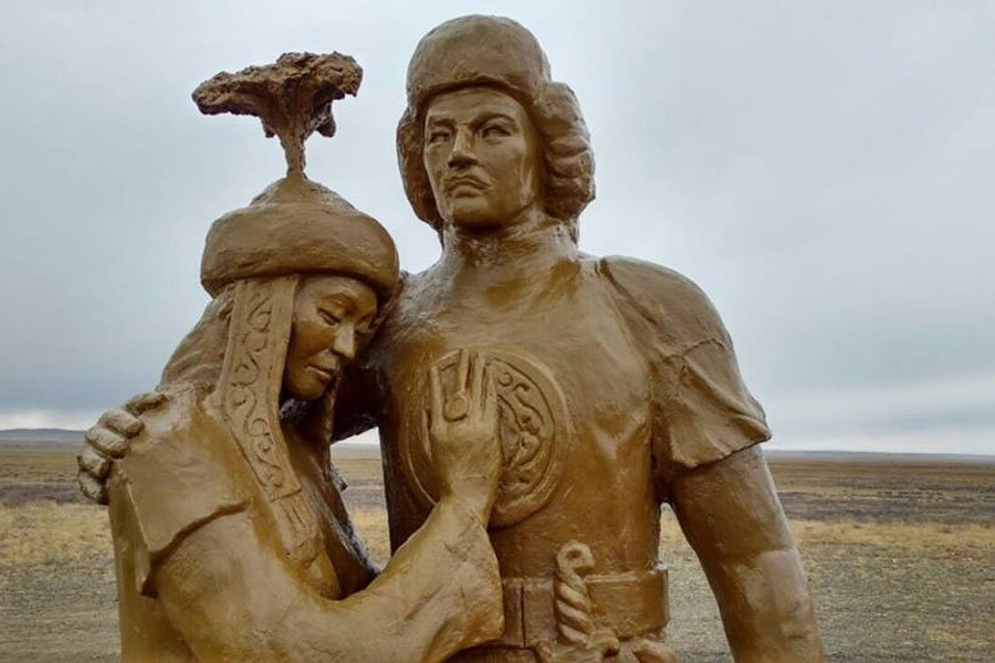 Еңлік-Кебек ескерткіші